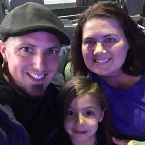 Meet your Posher, Cory